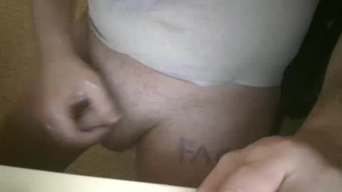 Snapshot of obedientboy_turningtricks4doms chatting on 11.15.25 obedientboy_turningtricks4doms online show from 11.15.25