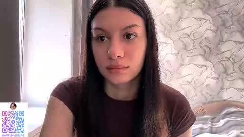 Snapshot of obsidian_glow chatting on 09.25.25 Amelia online show from 09.25.25