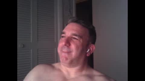 Snapshot of oceanmanx chatting on 01.21.25 Ocean online show from 01.21.25