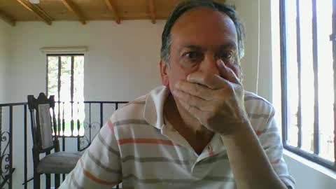 Snapshot of ocorrea chatting on 01.18.25 ocorrea online show from 01.18.25