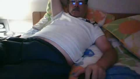 Snapshot of ocorrea chatting on 02.24.25 ocorrea online show from 02.24.25