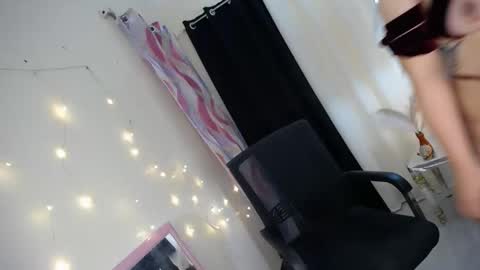 Kyla online show from 12.13.24