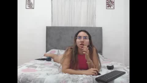 Snapshot of odette_brigh_ chatting on 09.24.25 Val online show from 09.24.25