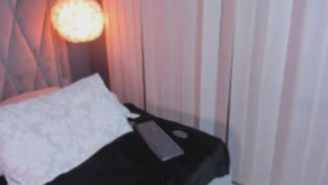 Snapshot of odette_bulgari chatting on 12.02.25 Ana online show from 12.02.25