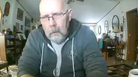 Maximus No Mo online show from 12.01.25