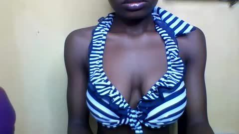 Snapshot of oh_sexyphilo chatting on 10.18.25 philo bby online show from 10.18.25