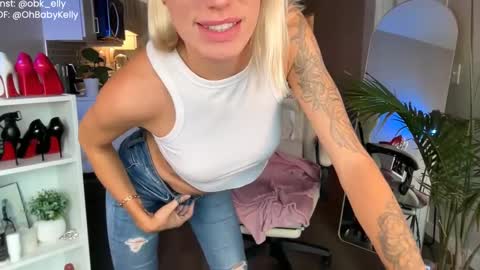 Kelly online show from 09.24.25