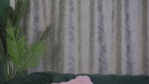 Snapshot of ohh_my_venus chatting on 03.09.25 Julia online show from 03.09.25