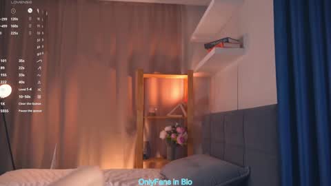 Henrietta or Rita online show from 11.27.25