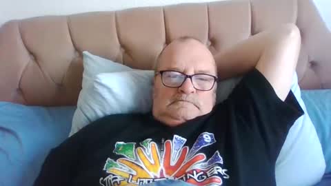 Snapshot of old_fkr chatting on 01.09.25 old_fkr online show from 01.09.25