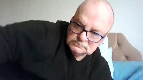 Snapshot of old_fkr chatting on 01.22.25 old_fkr online show from 01.22.25