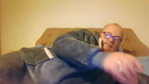 Snapshot of old_fkr chatting on 02.17.25 old_fkr online show from 02.17.25