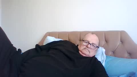 Snapshot of old_fkr chatting on 03.06.25 old_fkr online show from 03.06.25