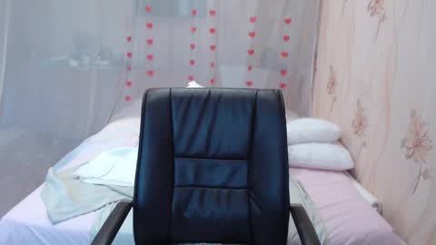 OlgaHottie online show from 09.20.25