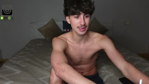 Snapshot of oliver_baker chatting on 12.05.24 Oliver Kaen online show from 12.05.24