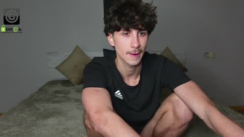 Snapshot of oliver_baker chatting on 12.06.24 Oliver Kaen online show from 12.06.24