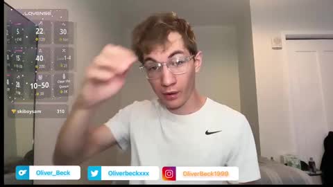 Snapshot of oliver_beck chatting on 09.09.25 Oliver Beck online show from 09.09.25