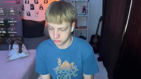 Snapshot of olivertasty chatting on 10.02.25 oliver online show from 10.02.25