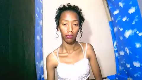 oliviah27 online show from 10.01.25