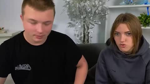 Olli and Stiw online show from 10.22.25