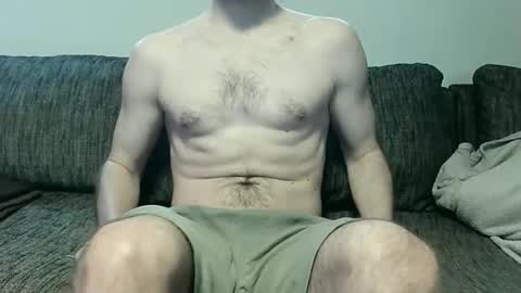 Snapshot of olusienku chatting on 11.08.25 olusienku online show from 11.08.25