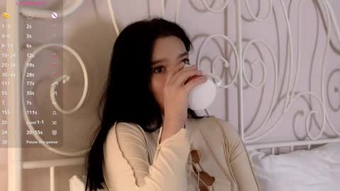 Snapshot of onemoreecall chatting on 02.27.25 Lexi online show from 02.27.25