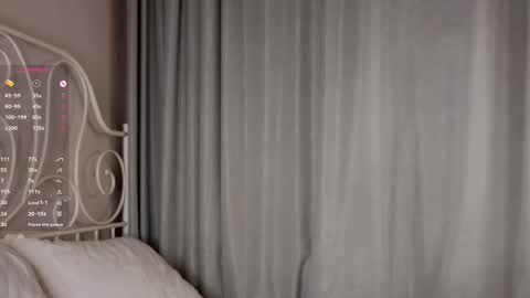 Snapshot of onemoreecall chatting on 03.12.25 Lexi online show from 03.12.25