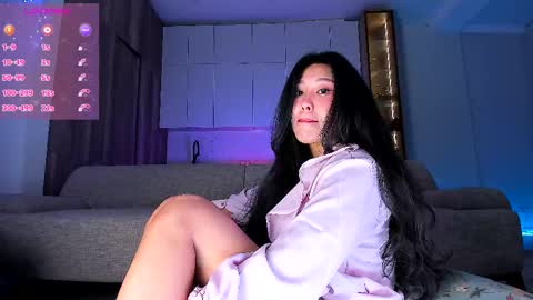 Snapshot of onlycatsss chatting on 03.07.25 Amelia online show from 03.07.25