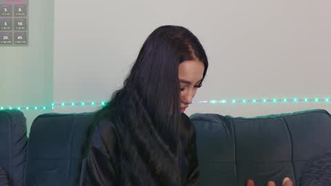 Snapshot of onlyxandra7 chatting on 12.12.24 Xandra online show from 12.12.24