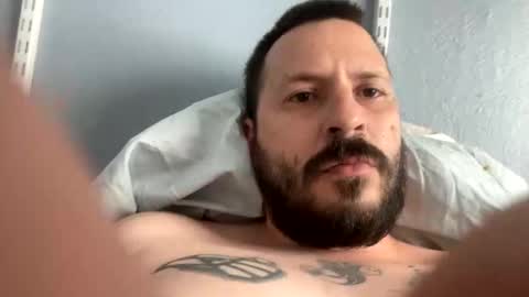 Snapshot of onmyway2u2 chatting on 09.20.25 onmyway2u2 online show from 09.20.25