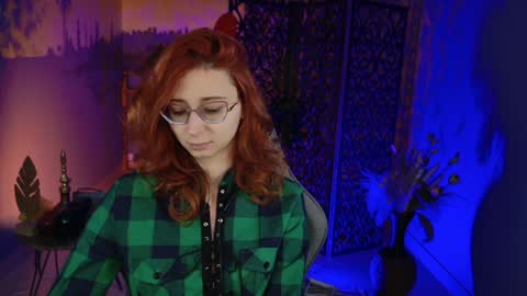 Snapshot of orianna_blade chatting on 12.06.24 Orianna - Hi Im into geek culture cosplay crafting LARP games. Shall we play DnD online show from 12.06.24