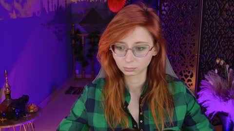 Snapshot of orianna_blade chatting on 12.14.24 Orianna - Hi Im into geek culture cosplay crafting LARP games. Shall we play DnD online show from 12.14.24