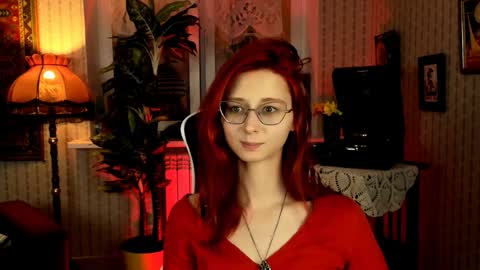 Snapshot of orianna_blade chatting on 01.14.25 Orianna - Hi Im into geek culture cosplay crafting LARP games. Shall we play DnD online show from 01.14.25