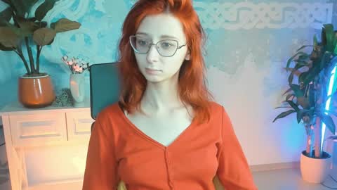 Snapshot of orianna_blade chatting on 01.23.25 Orianna - Hi Im into geek culture cosplay crafting LARP games. Shall we play DnD online show from 01.23.25