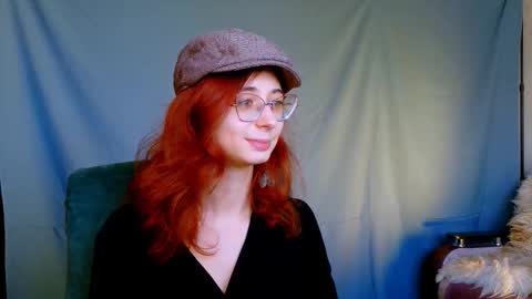 Snapshot of orianna_blade chatting on 09.17.25 Orianna - Hi Im into geek culture cosplay crafting LARP games. Shall we play DnD online show from 09.17.25