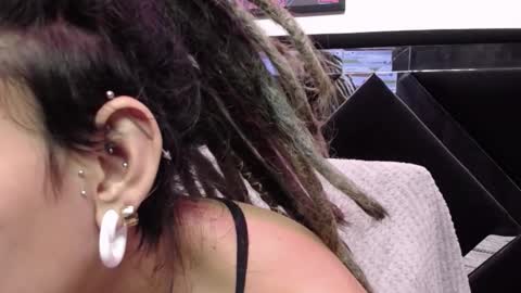 Snapshot of orianna_bodmod chatting on 03.07.25 ORIANNA online show from 03.07.25