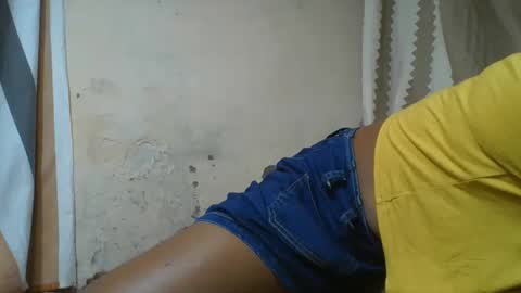 Snapshot of ornettee chatting on 11.10.25 ornettee online show from 11.10.25