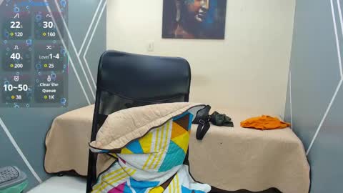 Snapshot of oso_gael chatting on 03.11.25 Bear Gael online show from 03.11.25