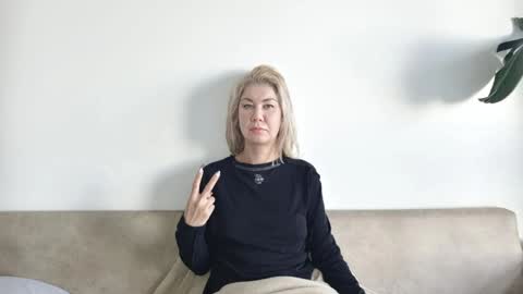 Irma Sophia  Dan online show from 12.07.24