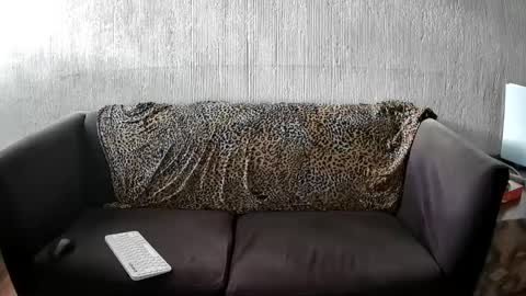 Snapshot of outtamatik chatting on 09.10.25 G online show from 09.10.25