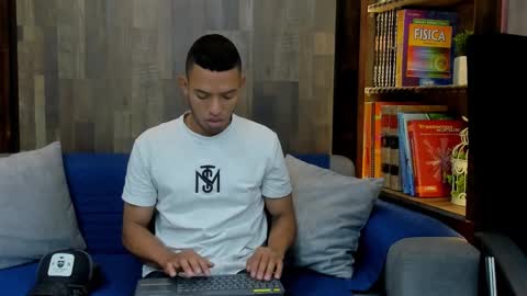 Snapshot of owenpierce1 chatting on 09.25.25 Owen online show from 09.25.25