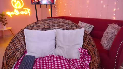 Snapshot of ozzy_clay chatting on 02.26.25 ozzy online show from 02.26.25