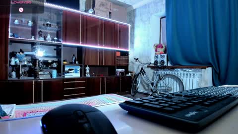 Ella online show from 01.21.25