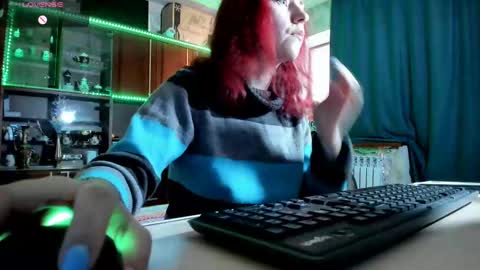 Ella online show from 02.10.25