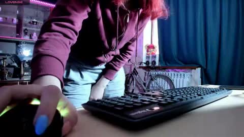 Ella online show from 02.14.25