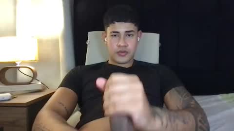 Javi    online show from 01.05.25