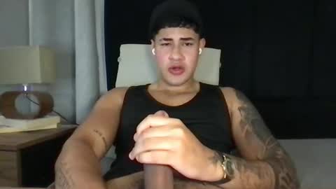 Javi    online show from 02.21.25