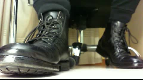 Pablo Meness online show from 01.08.25