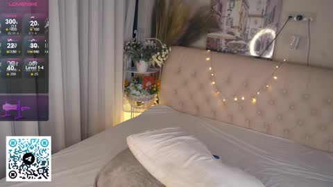 Snapshot of pafosstar chatting on 02.12.25 Kimlovense is activeThere are legends that in this room all your wishes can come true Private is Open online show from 02.12.25
