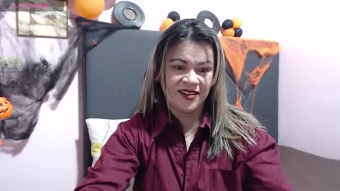 pamela_echeverria online show from 10.18.25
